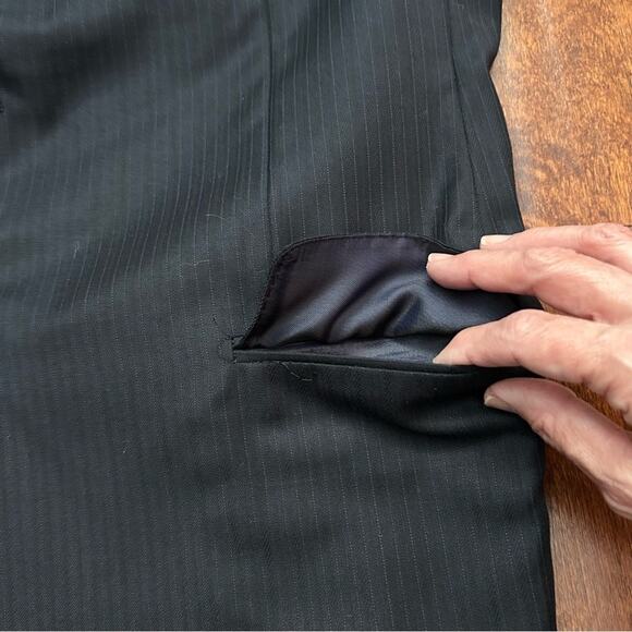 Hickey Freeman for Nordstrom Men's Black Pinstripe Blazer, 100% Wool, Size 42R - Picture 8 of 16